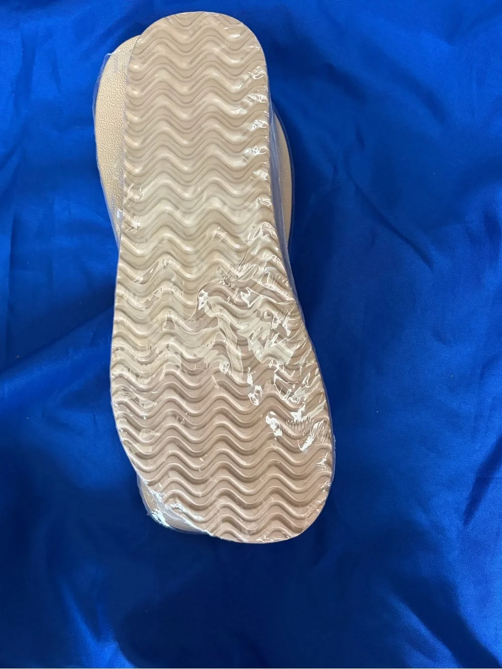 Ampeo Women's Green Stripe/Apricot Sandal - Size 11